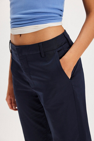 Closed Sonnett Pants