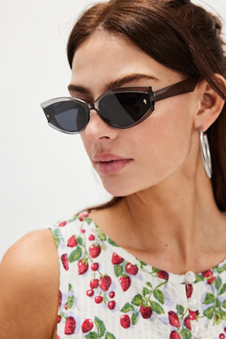 Amelia Sunnies At Free People In Smoke