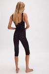 Full Bloom Capris