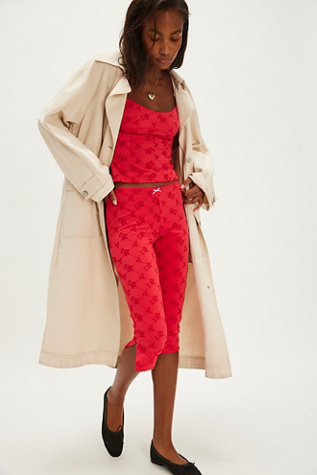 Full Bloom Capris product page