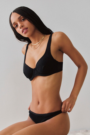 Full Bloom Cotton Eyelet Underwire Bra - thumbnail 4
