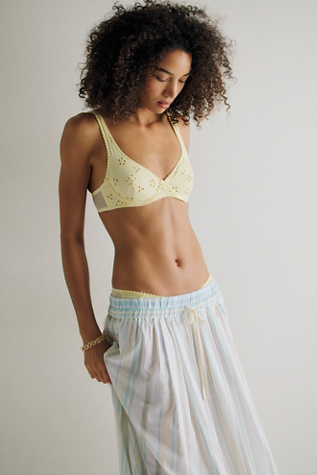 Full Bloom Cotton Eyelet Underwire Bra - thumbnail 10