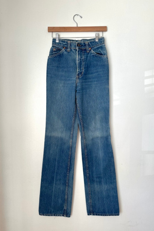Vintage 1970s Black Label Straight Levis Selected by Grievous Angel Vintage