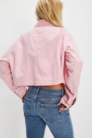 Женская куртка Denimist Cropped Chore, цвет: Яркий розовый — фото 2