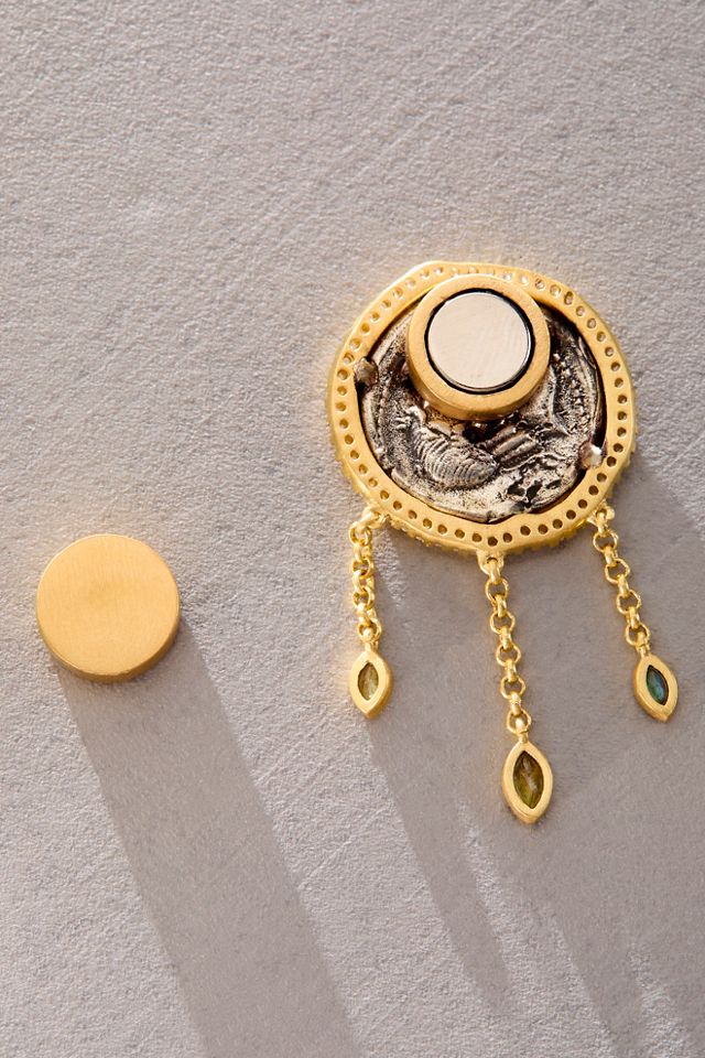 Tat2 Aras Brooch #2