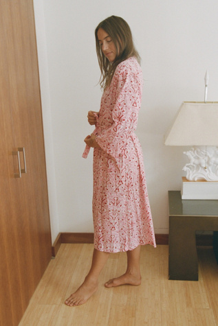 Be Deva Gulabi Bathrobe