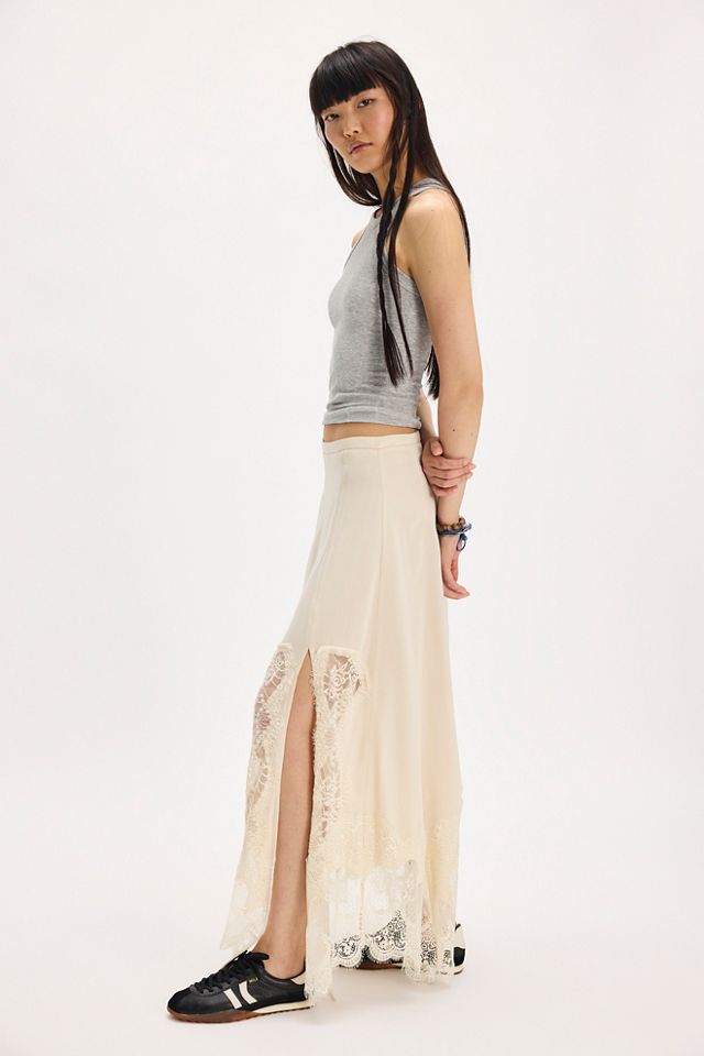 Third Form Visisons Lace Hankerchief Skirt #1