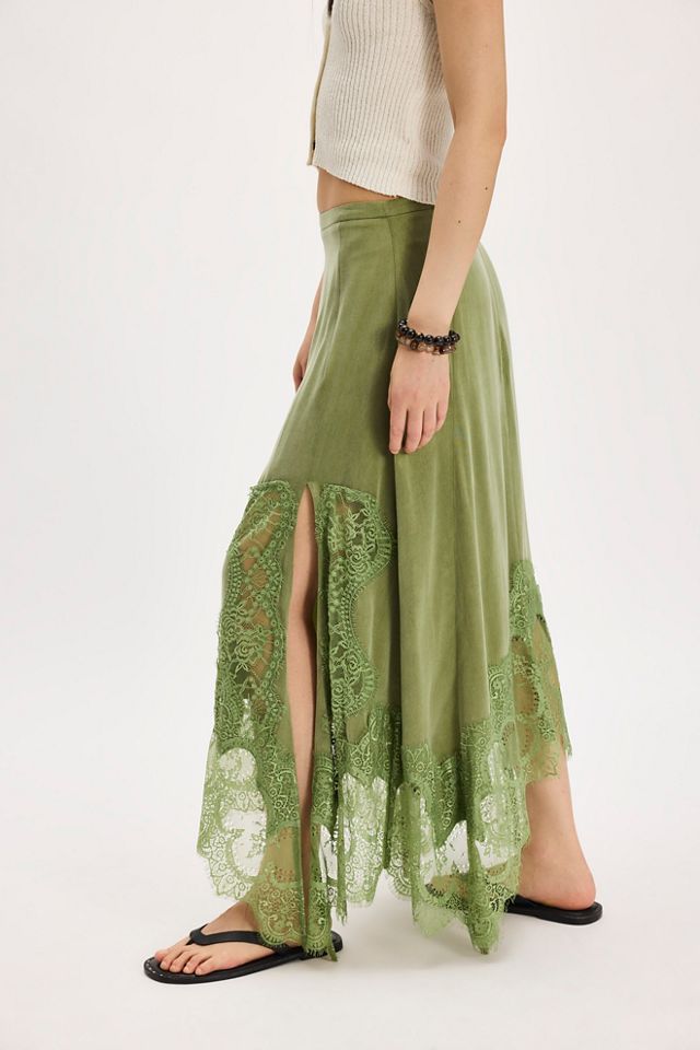 Third Form Visisons Lace Hankerchief Skirt #2