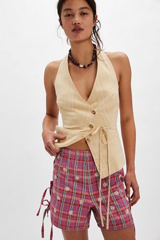 Short Evelina Tach