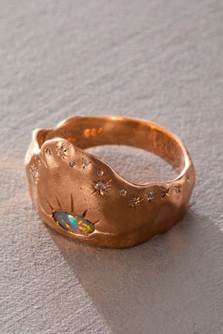 Elisabeth Bell Moonstone Ring
