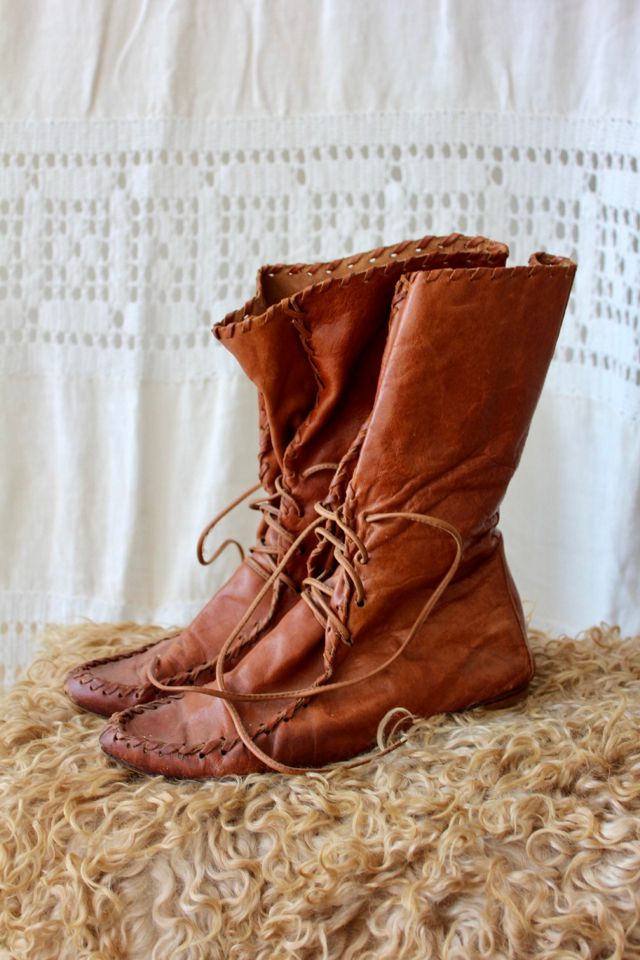 Vintage Lace Up Boot Selected By The Highlands Foundry