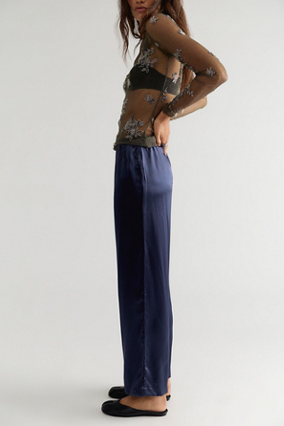 Pantalon simple en soie DONNI.