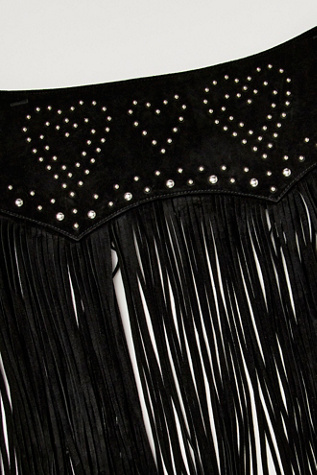 Understated Leather Heart Em Skirt Belt
