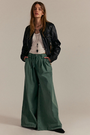 Julien Wide-Leg Chino Trousers by Free People in Green, Size: M