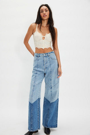 Rolla's Studio Flare Chevron Jeans at Free People in Light Wash, Size: 26