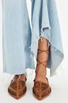 On Point Caged Flats