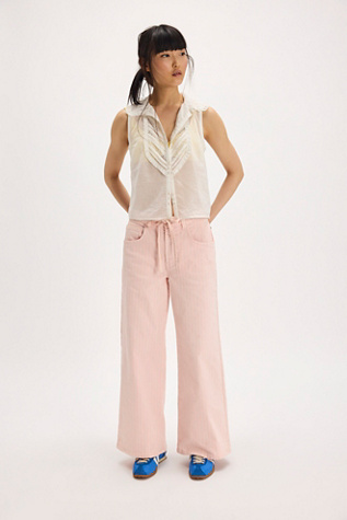 Seventy + Mochi Blake Jeans en Rayure Large Rose Aube, pour femme chez Free People