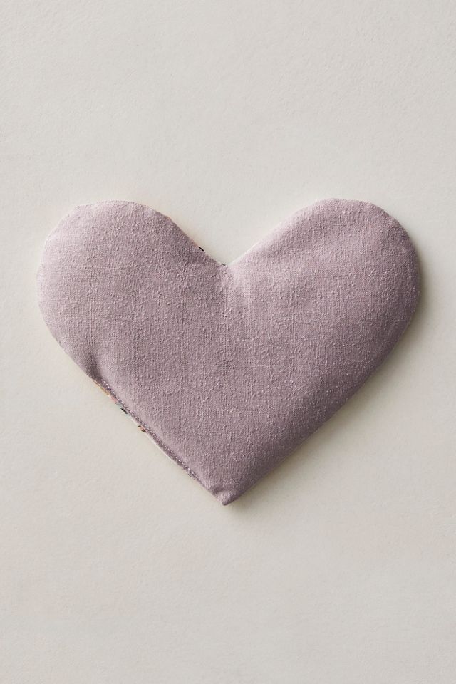 Coussin pour les yeux en forme de cœur Love Mert #2