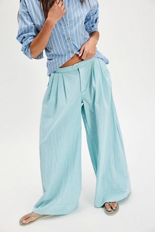 Calla Pleated Trousers