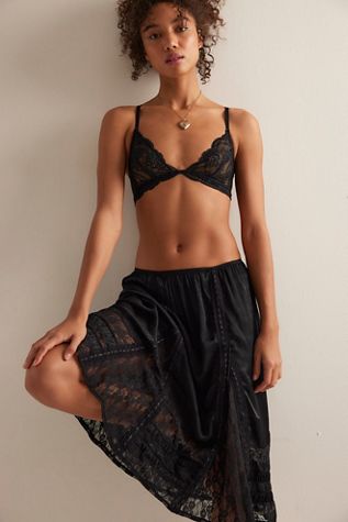 Vintage Gunne Sax Black Velvet Skirt Selected by KA.TL.AK