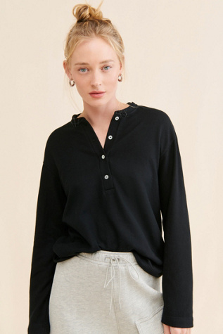DONNI. Sweater Henley Pullover product page