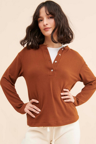 DONNI. Sweater Henley Pullover