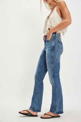 Wrangler Bootcut Jeans - thumbnail 7