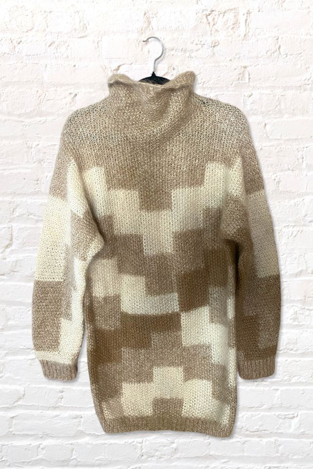 1980s Fluffy Graphic Sweater Or Dress Selected By Ritual Vintage #2