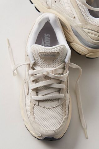 Saucony ProGrid Omni 9 Sneakers