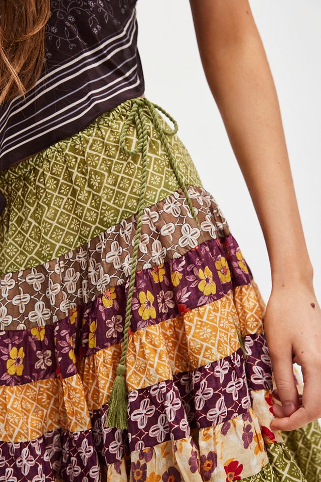 Many Layers Printed Skirt