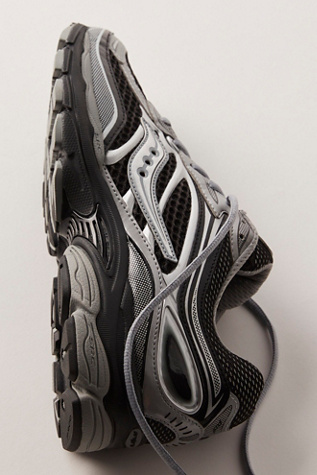 Baskets Saucony ProGrid Omni 9