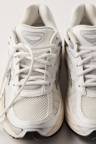 Baskets Saucony ProGrid Omni 9