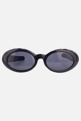 Giant Vintage Chels Retro Oval Vintage Sunglasses by Giant Vintage Sunglasses at Free People in Black