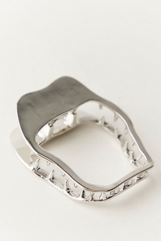 Pince plate à griffes dures par Free People en Argent, pour femme