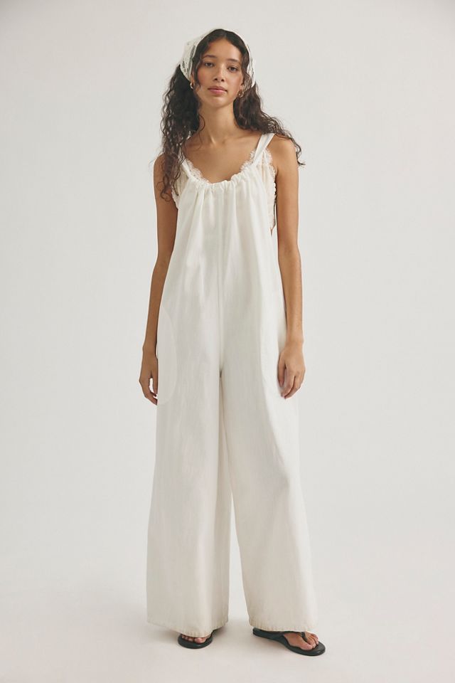 sold 30s フランス リネン 白のグリザイユと小鳥とアップリケ We The Free Freebird Jumpsuit | Free People