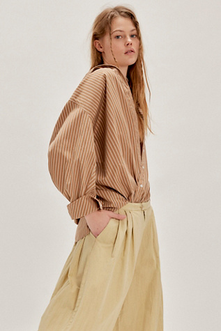 Chemise Articulée Rayée Sabine par Free People en Sloane Stripe Latte Combo, pour femme
