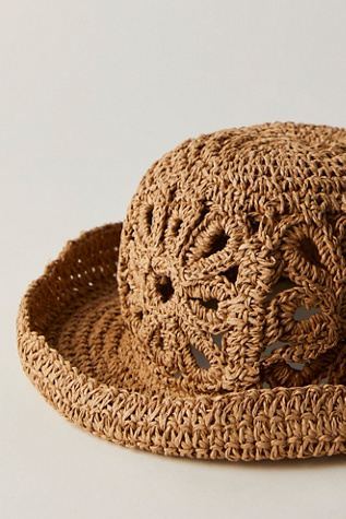 Cut Out Daisy Straw Hat