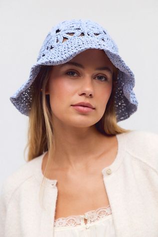 Cut-Out Daisy Crochet Straw Bucket Hat
