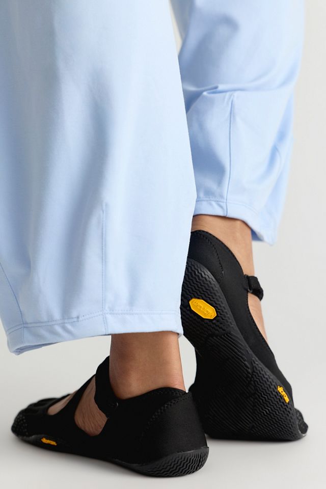 Vibram FiveFingers V-SOUL ベアフットシューズ V-Soul FiveFingers | Free People