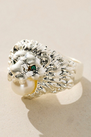 Ari Pearl Ring