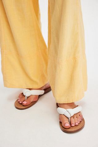 Piper Puffy Thong Sandals by Vicenza at Free People in White, Size: US 6