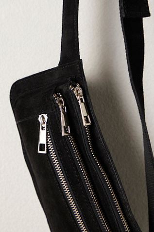 Женская сумка Free People Avalon Suede Sling, цвет: Чёрный — фото 4