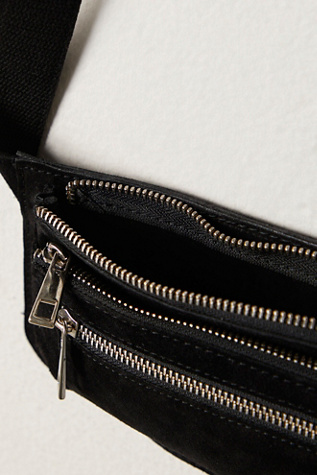 Женская сумка Free People Avalon Suede Sling, цвет: Чёрный — фото 5