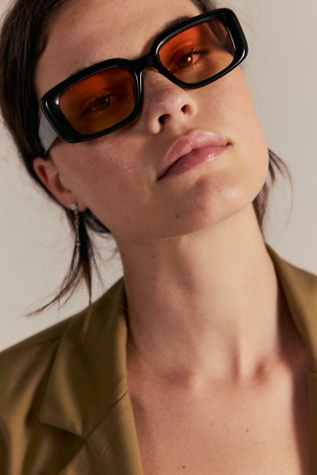 Frankie Rectangle Sunglasses by Free People in Black