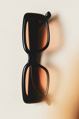 Женские солнцезащитные очки Free People Frankie Rectangle Sunglasses, цвет: Чёрный — фото 2
