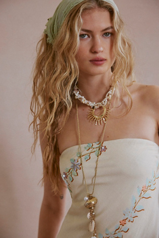 Southern Sun Necklace by Free People in Gold