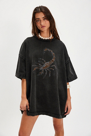 We The Free Farm Foes Tee at Free People in Black, Size: XL
