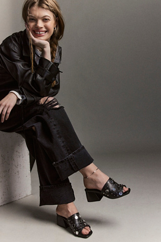 Mirage Mules product page