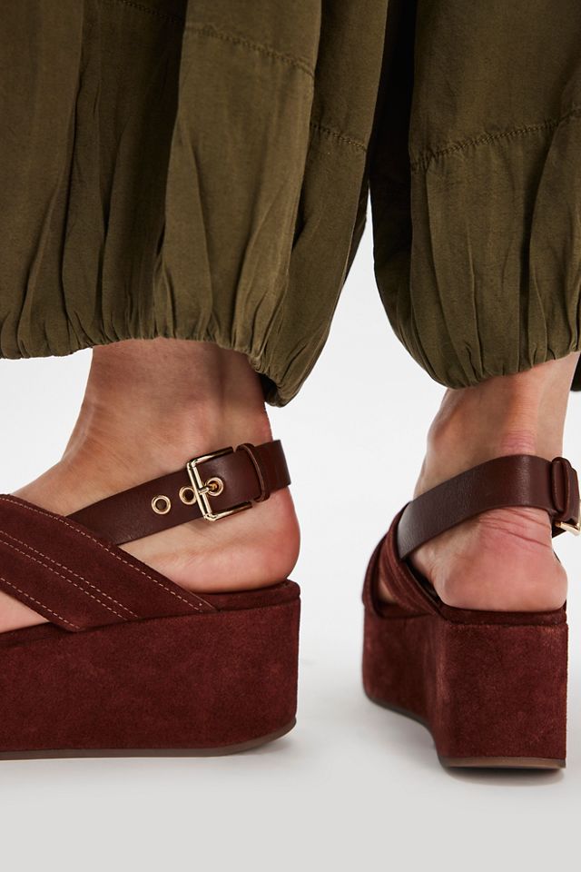 Beach Party Platforms #2