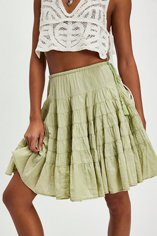 Many Layers Solid Midi Skirt